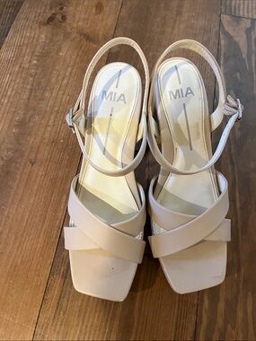 MIA Women's Nude Crisscross Slingback Heels